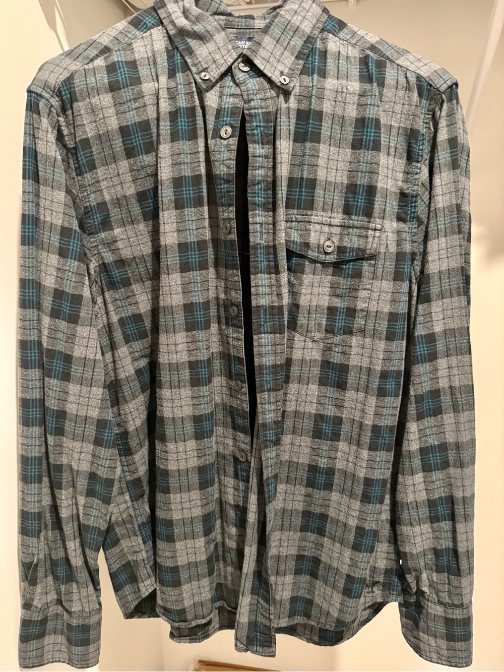 American Eagle Outfitters Slim Fit Plaid Flannel Shirt in Gray and Teal